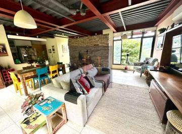 Foto 01 · Casa de Alto Padrão em Condomínio São Francisco, Niterói-RJ: 2 quartos, 2 suítes, 2 salas, 4 banheir