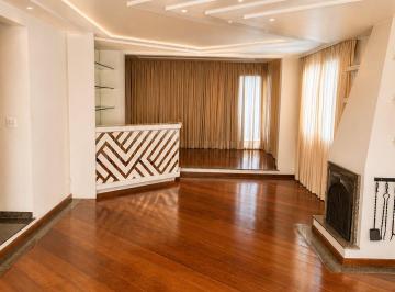 Apartamento · 235m² · 4 Quartos · 4 Vagas ·
Apartamento 1 por Andar à Venda em Moema