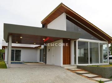 Casa · 227m² · 3 Quartos · 2 Vagas · Casa de condomínio em Balneário Rincão - Centro - Balneário Rincão/SC