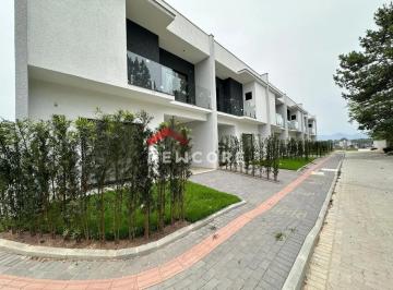 Casa · 134m² · 3 Quartos · 2 Vagas · Casa de condomínio em Rua Maravilha - Floresta - Joinville/SC