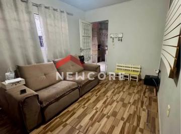 Casa en Venda de 2 quartos Jardim Helena · Casa em Rua Júlia Buso Gasparini - Jardim Helena - Bauru/SP