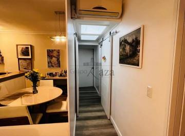 Apartamento · 74m² · 3 Quartos · 2 Vagas · Oportunidade - Apartamento - Residencial Athenas - Jardim América - 3 Dormitórios - 74m².