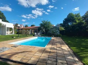 Casa de 3 quartos, São José dos Campos · Casa Sobrado Condomínio Quinta das Flores, Bosque dos Eucaliptos, 3 Dormitórios, Piscina, Permuta.