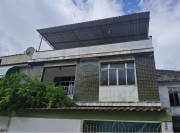 Casa · 259m² · 3 Quartos · 1 Vaga · Casa de Vila à Venda na Estrada Intendente Magalhães, em Madureira, com 259 m² e 3 quartos