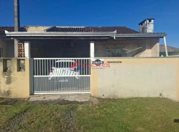 Foto 02 · Excelente Residência no Bairro Piçarras