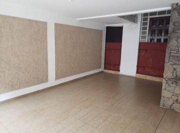 Casa de 3 quartos, São Paulo · Casa à venda em Moema – Localização estratégica e alto potencial.