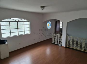 Casa · 250m² · 3 Quartos · 1 Vaga · Casa Sobreloja - Residencial - Comercial - Bosque dos Eucaliptos - 3 Dormitórios - 250m².