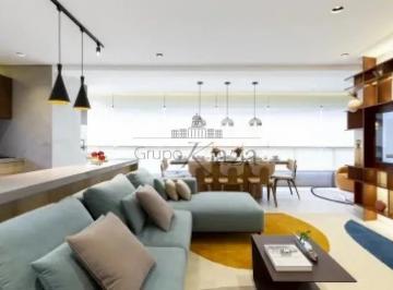 Apartamento de 3 quartos, São Paulo · Moema - São Paulo - 3 suítes - 121m².