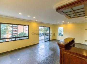 Apartamento de 5 quartos, São Paulo · Moema - 5 Dormitórios - 220m² - 4 Garagens