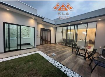 Casa de 3 quartos, Itapetininga · Linda Casa à Venda no Condomínio Residencial Golden Ville – Itapetininga/SP