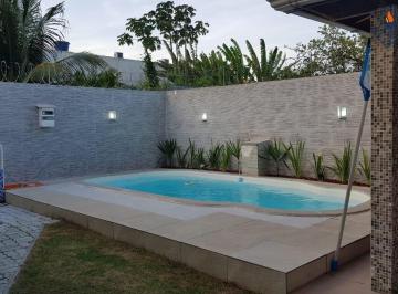 Foto 01 · Casa residencial para Venda EM RUA PÚBLICA, Arembepe (abrantes), Camaçari, 2 quartos, 1 suíte, 1 sal