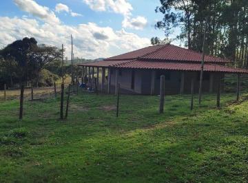 Foto 01 · SÍTIO DE 40.000m² C/ TOPOGRAFIA EXCELENTE, REPRESA NOS FUNDOS E NASCENTE PRÓPRIA À VENDA EM DESTERRO