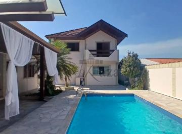 Casa · 434m² · 3 Quartos · 4 Vagas · Casa assobradada em condomínio - Urbanova - Condomínio Morada da Serra - 278m² - 3 Dormitórios.