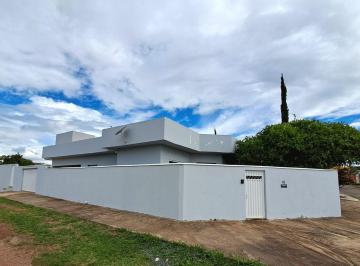 Casa de 3 quartos, Alto Paraíso de Goiás · CASA 3 QUARTOS, 2 SUÍTES, CONFORTÁVEL, DESIGN MODERNO, EXCELENTE ESTADO