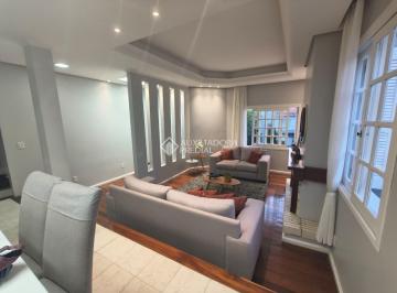 Casa · 278m² · 4 Quartos · 2 Vagas · Casa com 4 dormitórios, no bairro Espírito Santo