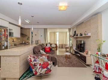Apartamento · 102m² · 2 Quartos · 2 Vagas · Apartamento à venda no Centro em Balneário Camboriú.