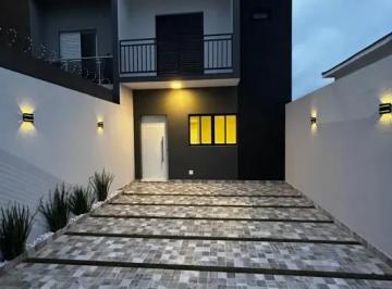 Casa de 3 quartos, Barueri · SOBRADO À VENDA NO JARDIM MARIA HELENA