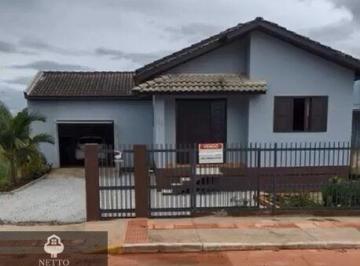 Casa · 2 Quartos · 1 Vaga · casa com 160m² de área construída