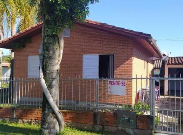 Casa · 3 Quartos · 1 Vaga · Ao lado da igreja