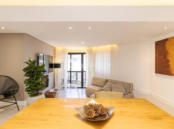 Apartamento · 86m² · 2 Quartos · 1 Vaga · Apartamento no Batel com 2 suítes e sacada próximo