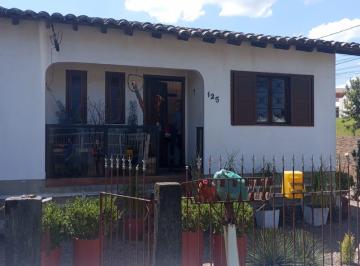 Casa · 3 Quartos · 1 Vaga · Casa à venda no bairro São Francisco - Criciúma/SC