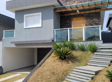 Casa · 250m² · 3 Quartos · 2 Vagas · Oportunidade - Casa em Condomínio - Condomínio Residencial Fogaça - Jacareí - 3 Dormitórios - 170m².