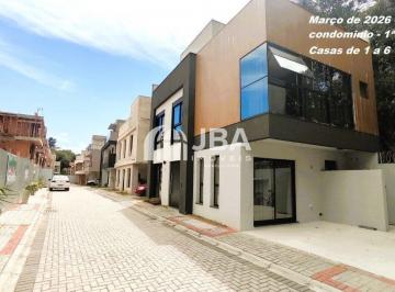 01 · Casa à venda - em Santa Felicidade