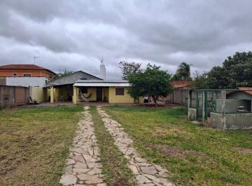 Casa de 2 quartos, Brasília · Casa térrea, aconchegante, lote com 810 m