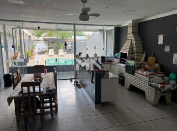 Casa · 174m² · 4 Quartos · Casa à venda em Itu, SP – 4 quartos, piscina e espaço gourmet