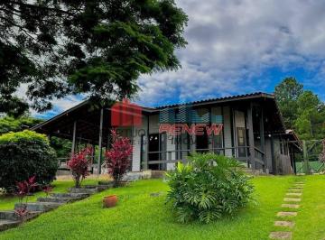 Casa · 264m² · 4 Quartos · Casa Charmosa no Condomínio Vila Hípica I