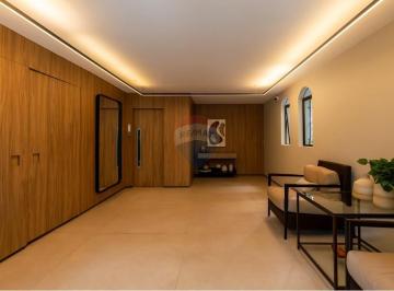 Apartamento · 171m² · 4 Quartos · 3 Vagas · Sofisticação em Moema Passaros, com vista livre a poucos passos do Parque Ibirapuera!