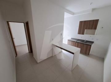 Casa · 35m² · 1 Quarto · Apartamento com 1 dormitório, sala, cozinha, banheiro