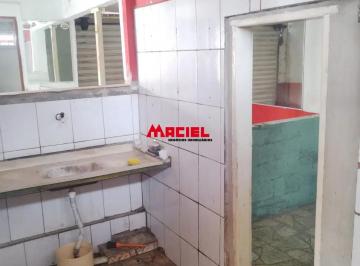 Comercial · 70m² · Ponto comercial, com dois espaços para comércio mais terreno ao lado sem construção.