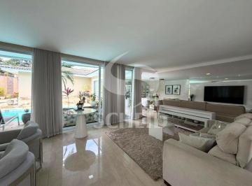 Casa · 302m² · 3 Quartos · 3 Vagas · Casa Térrea de Alto Padrão à Venda no Bairro de Interlagos conhecido como Bolsão de Interlagos
