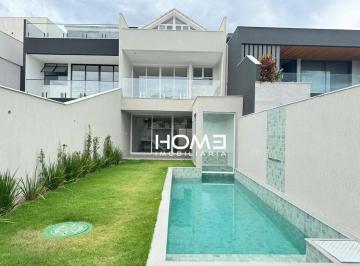 4f3f85a0f30e344e32afc5f7c7d4684ee25f0bba · Casa com 3 dormitórios à venda, 260 m² por R$ 3.500.000,00 - Barra da Tijuca - Rio de Janeiro/RJ
