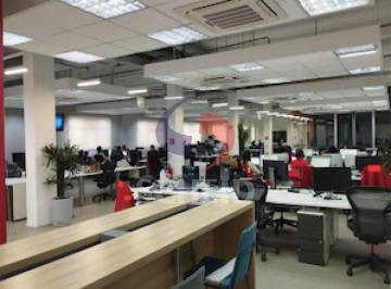 Comercial · 2818m² · 10 Vagas · Prédio comercial com renda, tendo 2818m2 em 3 pavimentos com elevador, boa localização na Vila Maria