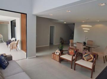 Casa · 270m² · 4 Quartos · 2 Vagas · Casa em Aphaville Litoral Norte 3
