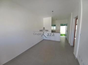 Casa · 63m² · 2 Quartos · 2 Vagas · Oportunidade - Casa em Condomínio - Residencial Flor de Liz - Jardim Nova Esperança - 2 Dormitórios