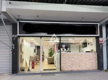 Comercial · 180m² · 1 Vaga · Loja Comercial Frente, 180 m² no Taquara (RJ) – Financiamento Disponível