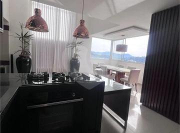 Casa · 229m² · 3 Quartos · 4 Vagas · Condomínio com 3 quartos à venda em Parque Residencial Dos Lagos - SP