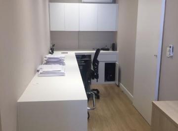 Comercial · 46m² · 1 Vaga · Excelente conjunto comercial, com 46 m² de área útil, com 2 Banheiros, Copa, Recepção, Sala de traba
