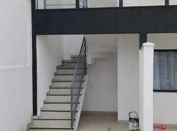 Casa · 80m² · 3 Quartos · 2 Vagas · Casa geminada à venda com 3 quartos no Bairro Nacional – Contagem/MG