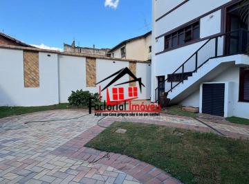 Casa · 640m² · 8 Quartos · 6 Vagas · Casa comercial para locação com 08 quartos e suíte no bairro Santa Tereza – Belo Horizonte/MG