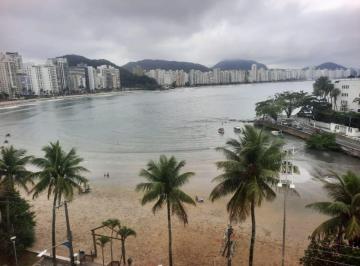 Apartamento de 3 quartos, Guarujá · LINDO APARTAMENTO REFORMADO DE FRENTE PARA A PRAIA.