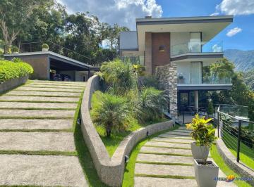 Foto 01 · Casa de alto padrão em condomínio - Quebra Frascos, Teresópolis/RJ. Luxo, conforto e segurança em 52