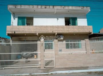 Casa · 165m² · 3 Quartos · 2 Vagas · Casa 3 dormitórios, 165m² com piscina à venda bairro Rio Vermelho