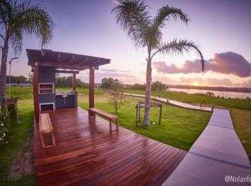 Terreno · 450m² · Terreno condomínio Aqualina Lake Club