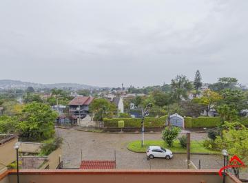 Casa · 375m² · 3 Quartos · 8 Vagas · Casa semi-mobiliada na Vila Assunção com vista deslumbrante para o Guaíba e Vele