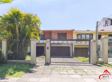 Casa · 460m² · 4 Quartos · 4 Vagas · Ampla casa próximo ao Barra Shopping com 459m2 privativos