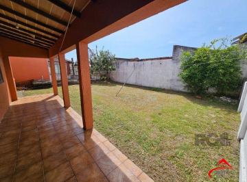 Casa · 220m² · 4 Quartos · 2 Vagas · Casa à venda - em Capão da Canoa
